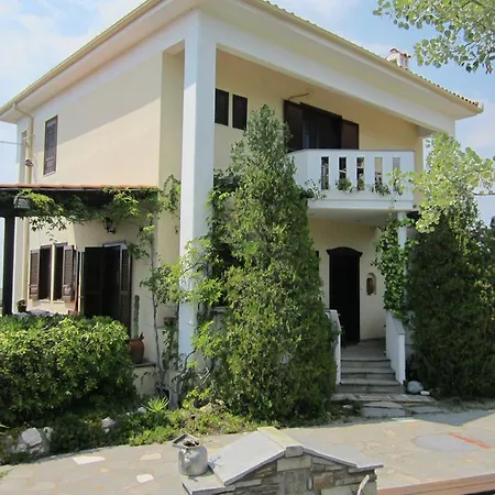 House Antaya Vilă *
