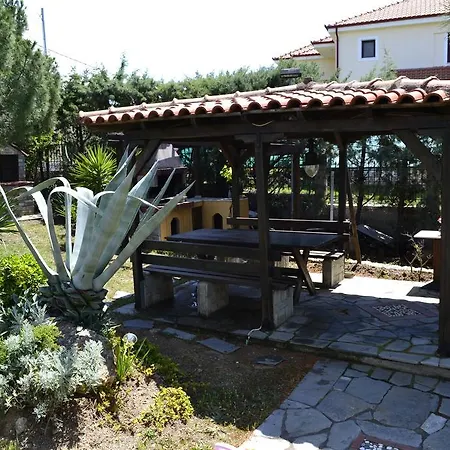 House Antaya * Nikiti (Sithonia)