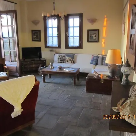House Antaya Vilă *